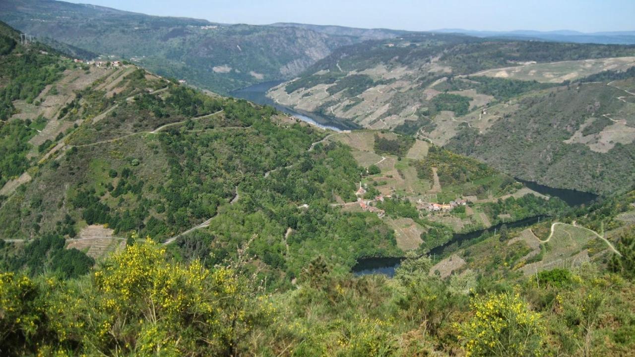 Balcon De Los Rios Daire Cristosende Dış mekan fotoğraf